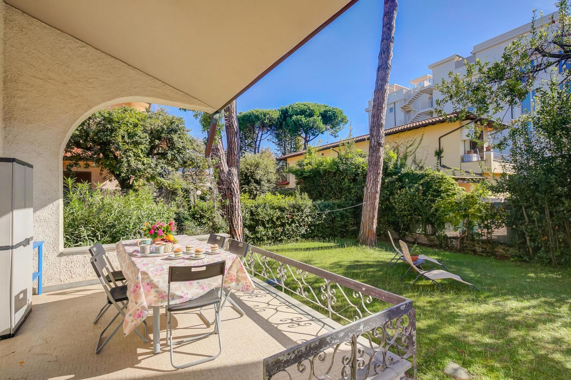 Casa Maddalena Al Mare 600M From Sea - Happy Rentals Marina di Pietrasanta Luaran gambar