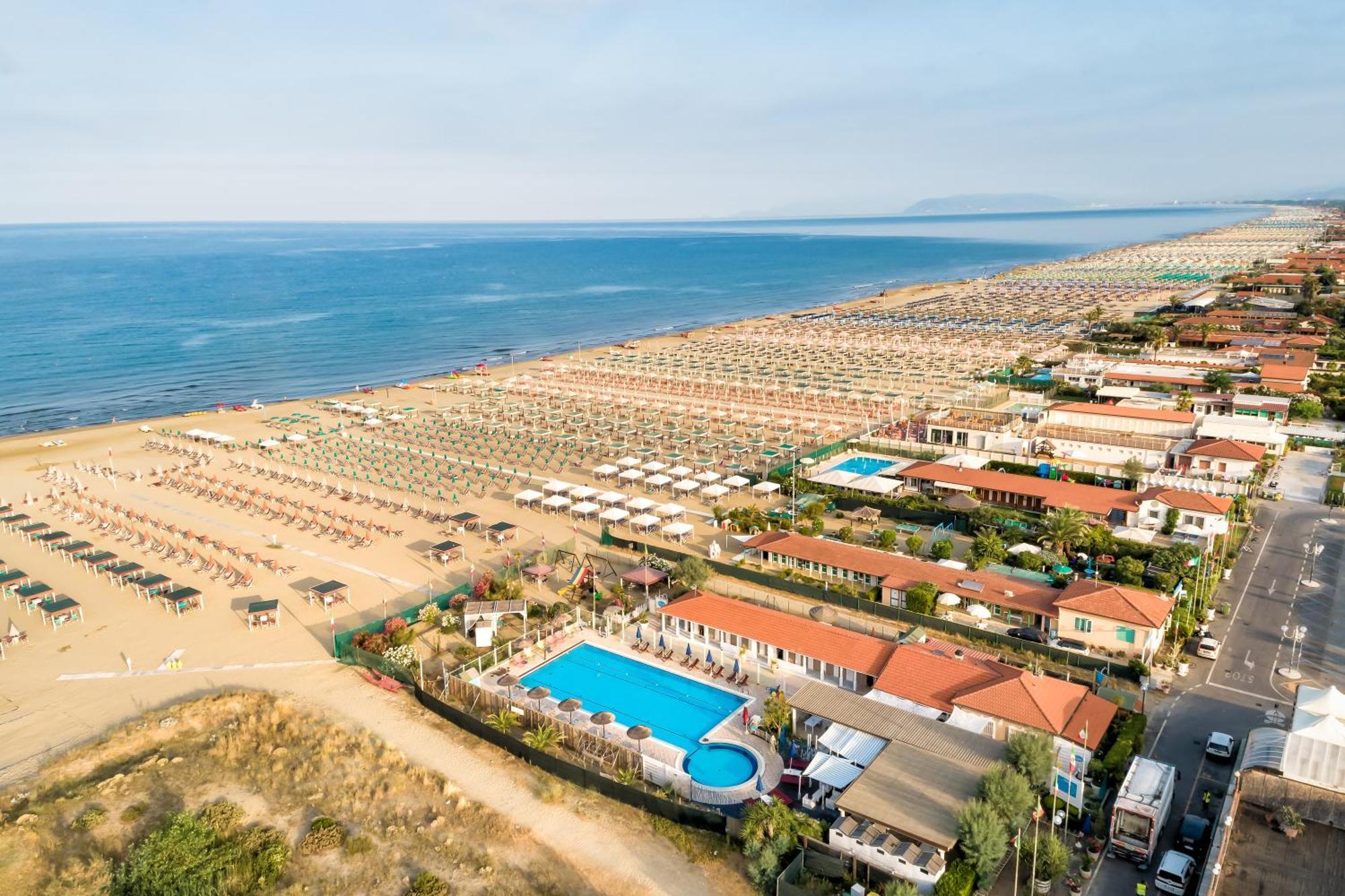 Casa Maddalena Al Mare 600M From Sea - Happy Rentals Marina di Pietrasanta Luaran gambar